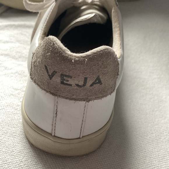 Veja White Sneakers - Picture 8 of 9